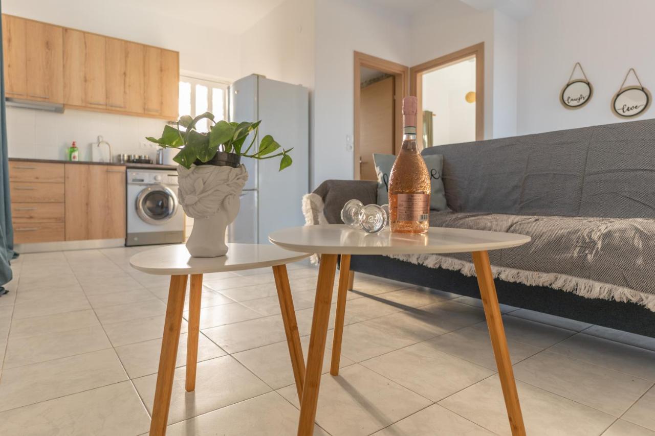 Marvinas Seaside Apartments, Gaia Apartment & Hydor Jacuzzi Apartment Κρεμαστή Εξωτερικό φωτογραφία